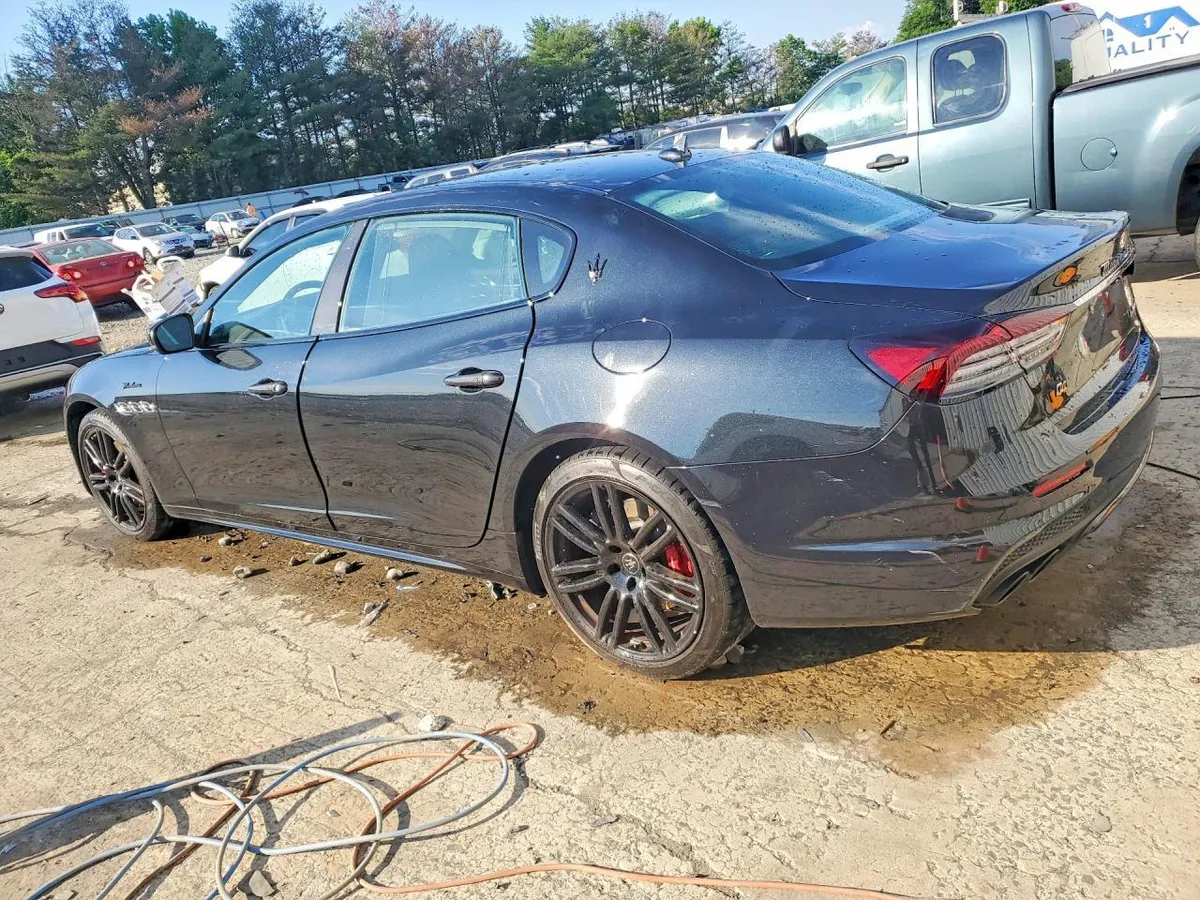 MASERATI QUATTROPORTE MODENA 2023