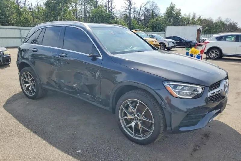 MERCEDES-BENZ GLC 300 4MATIC 2022