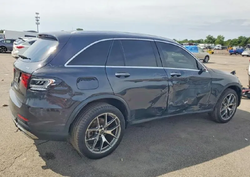 MERCEDES-BENZ GLC 300 4MATIC 2022