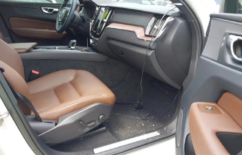 VOLVO XC60 B5 PLUS BRIGHT 2023