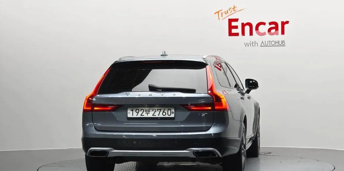 VOLVO V90 CROSS COUNTRY T5 2019