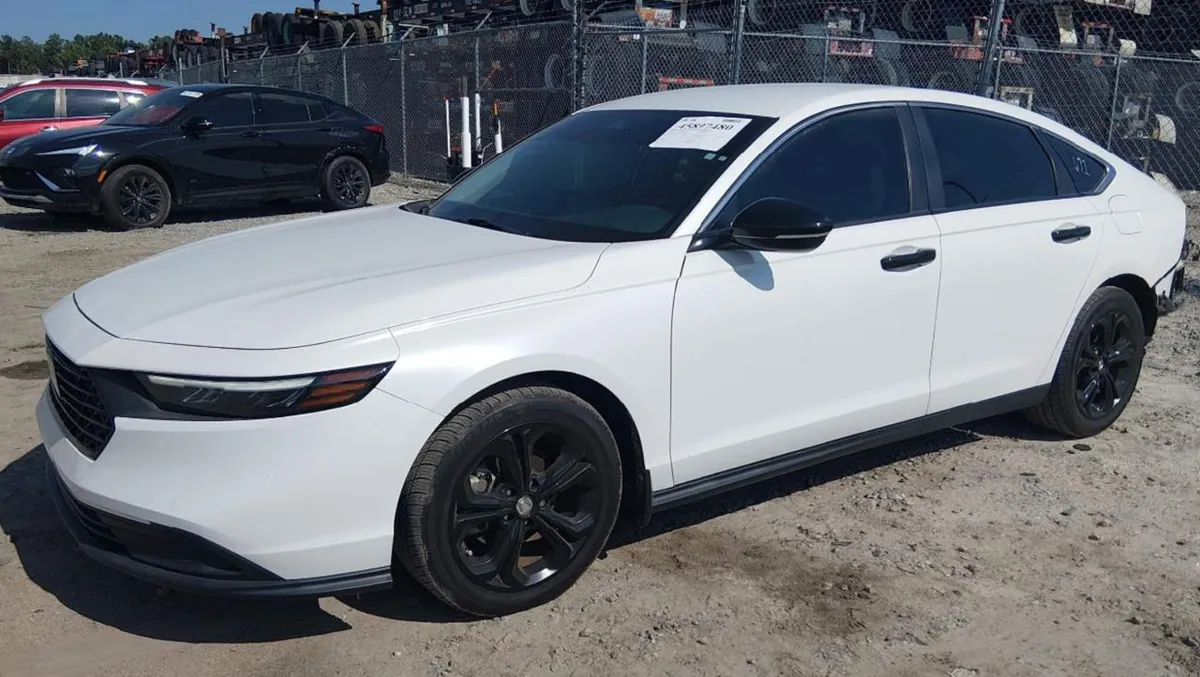 HONDA ACCORD LX 2024