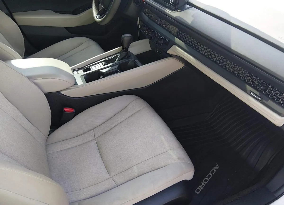 HONDA ACCORD LX 2024