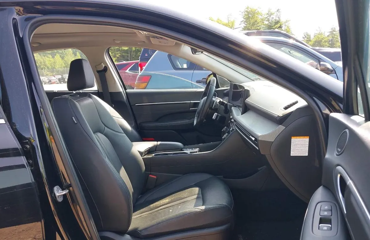 HYUNDAI SONATA 2.0 GDI HYBRID 192 Л.С 2024