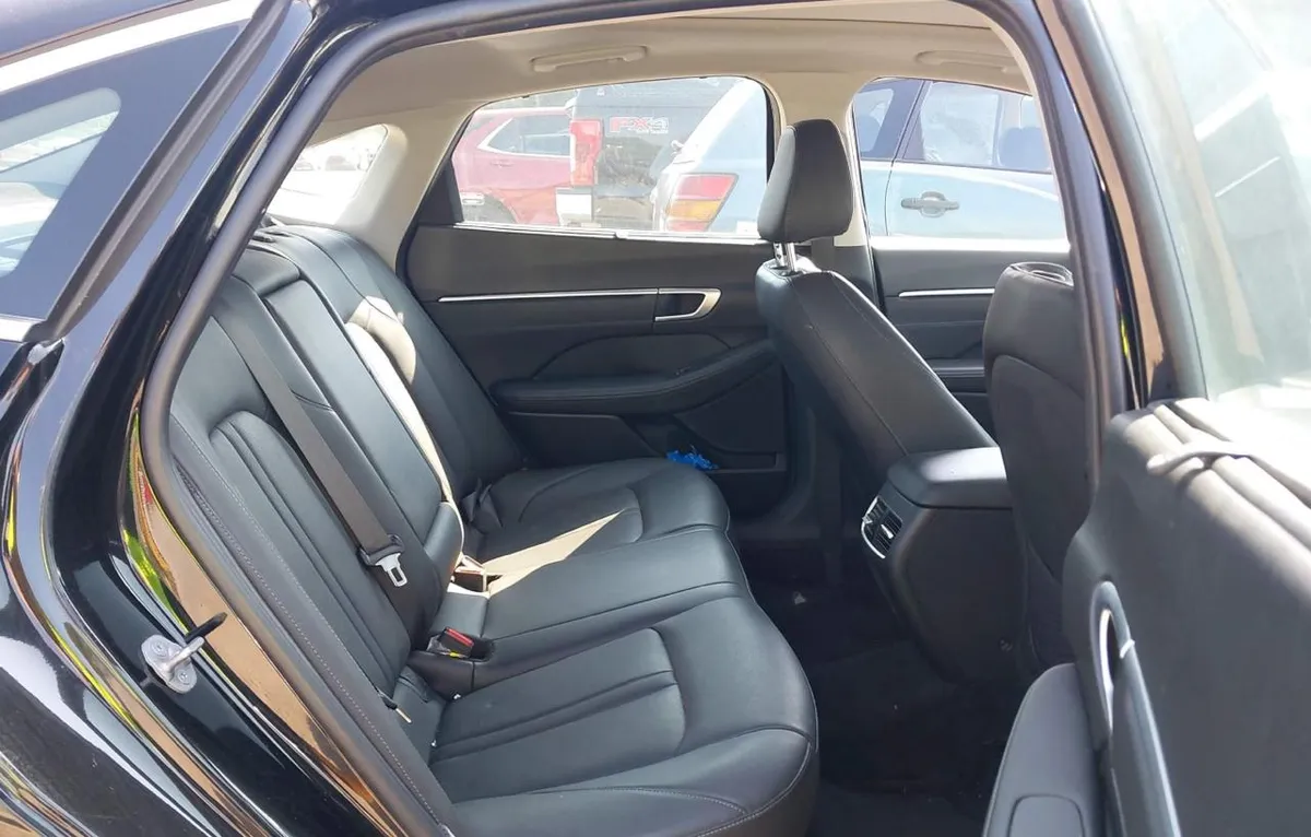 HYUNDAI SONATA 2.0 GDI HYBRID 192 Л.С 2024