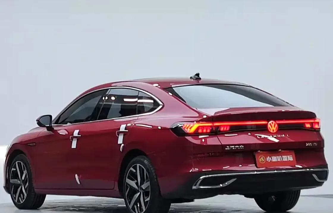 VOLKSWAGEN LAMANDO L 280TSI DSG 2022