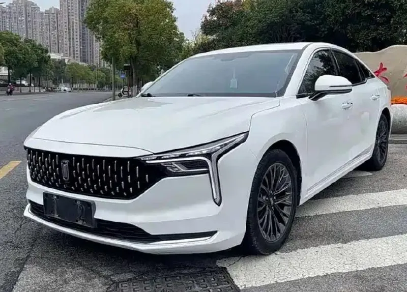 BESTUNE B70 АВТОМАТИЧЕСКАЯ ПАРКОВКА 2023
