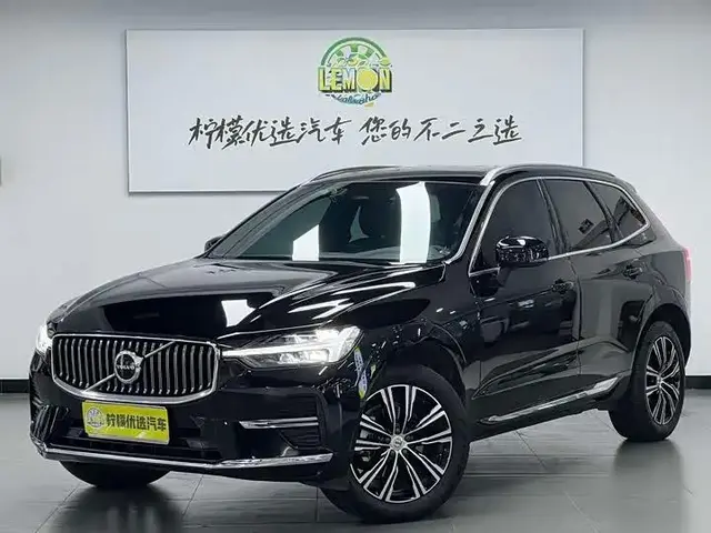 VOLVO XC60 2022