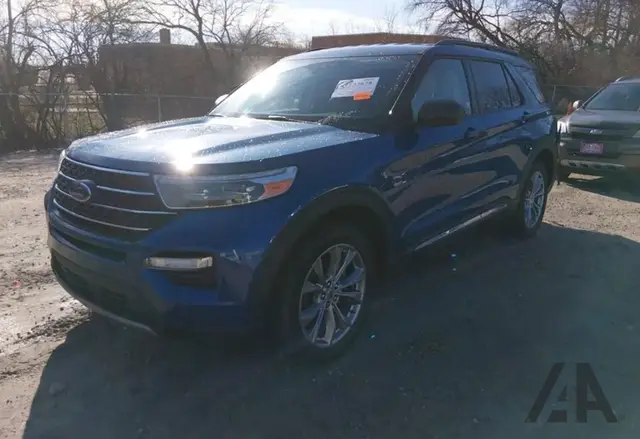 FORD EXPLORER XLT 2022
