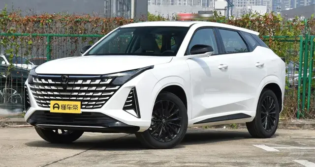 CHANGAN UNI-Z 2025