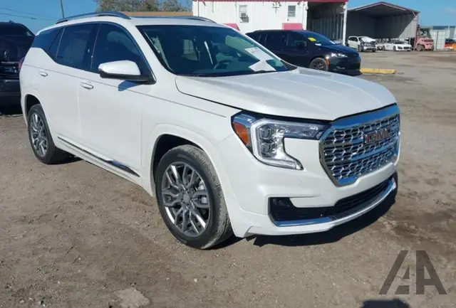 GMC TERRAIN AWD DENALI 2023