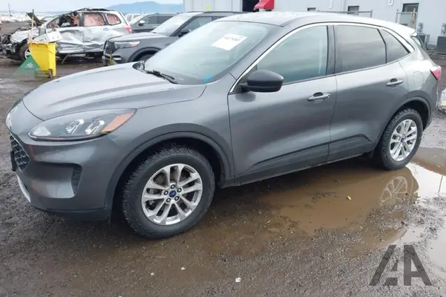 FORD ESCAPE SE 2022
