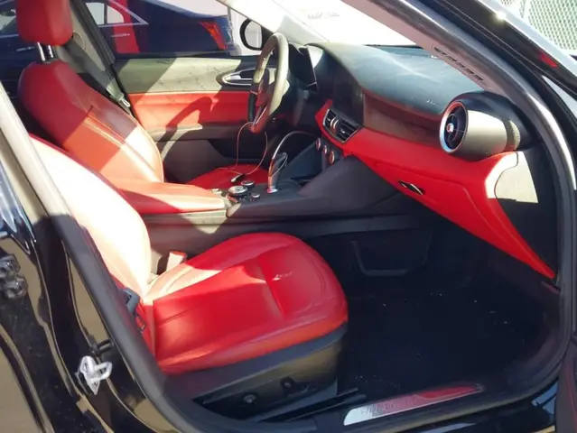 ALFA ROMEO GIULIA RWD 2019