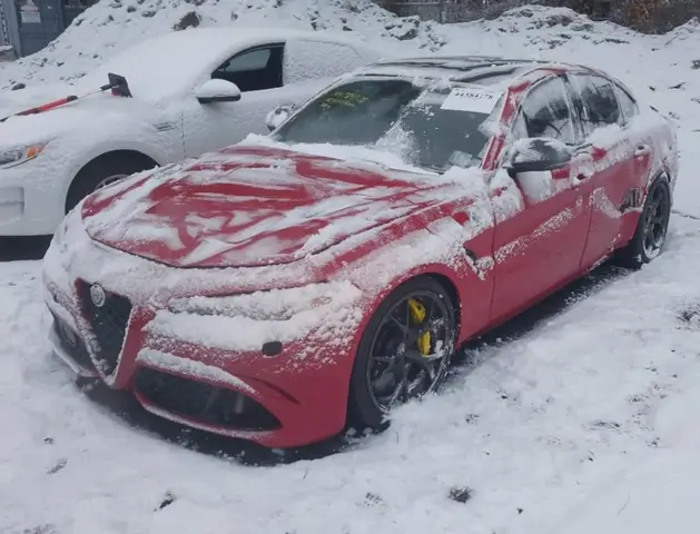 ALFA ROMEO GIULIA QUADRIFOGLIO RWD 2022