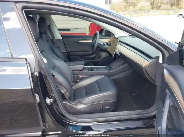 TESLA MODEL 3 LONG RANGE 2022