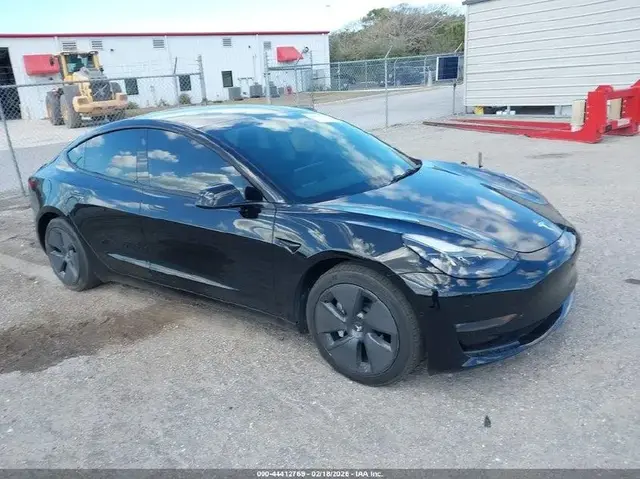 TESLA MODEL 3 LONG RANGE 2022