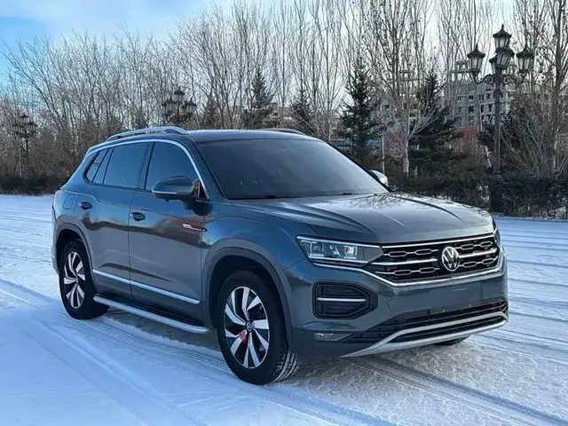 VOLKSWAGEN TAYRON 2022