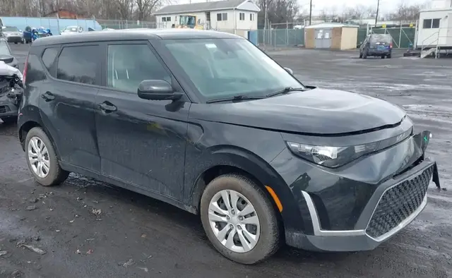 KIA SOUL LX 2023