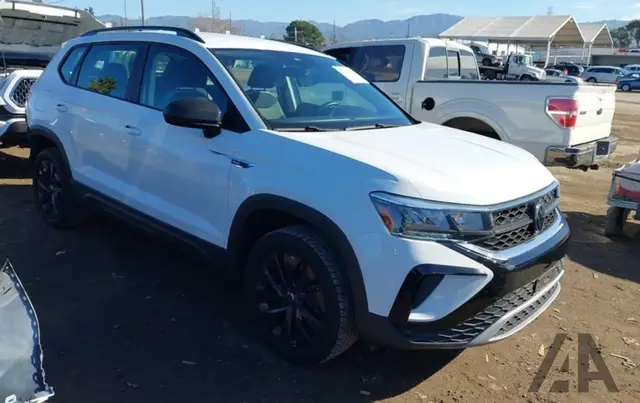 VOLKSWAGEN TAOS 2023