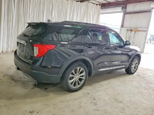 FORD EXPLORER XLT 2022