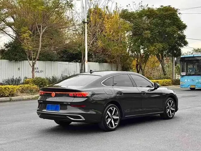 VOLKSWAGEN LAMANDO L 280TSI DSG 2023