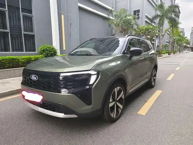 FORD EQUATOR SPORT 2025