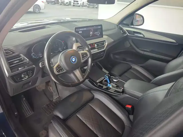 BMW IX3 2022