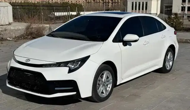 TOYOTA COROLLA 185T CVT LUXURY 2022