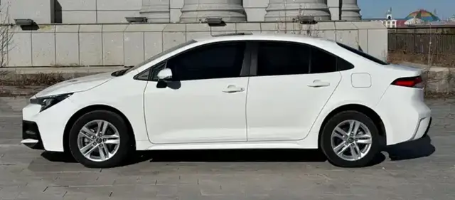 TOYOTA COROLLA 185T CVT LUXURY 2022