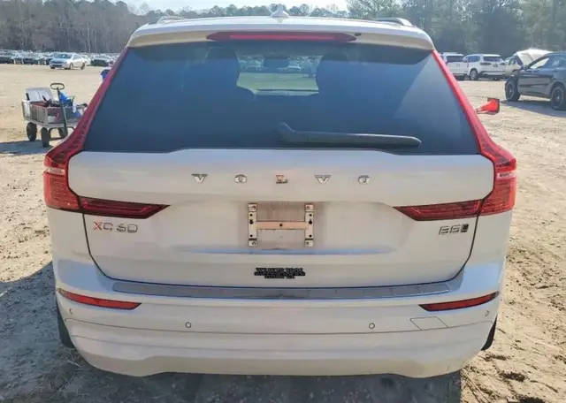 VOLVO XC60 B5 MOMENTUM 2022