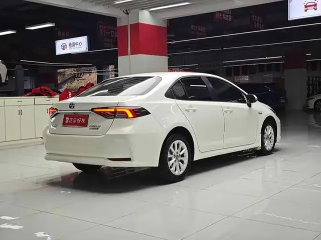 TOYOTA COROLLA HYBRID 1 2022