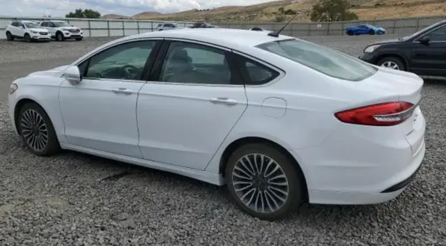 FORD FUSION SE 2018