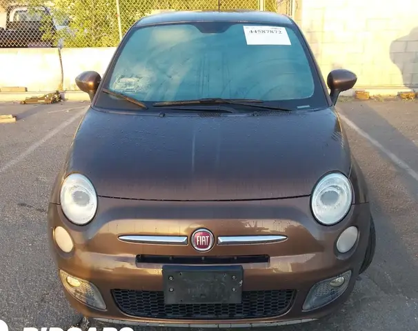 FIAT 500 2015