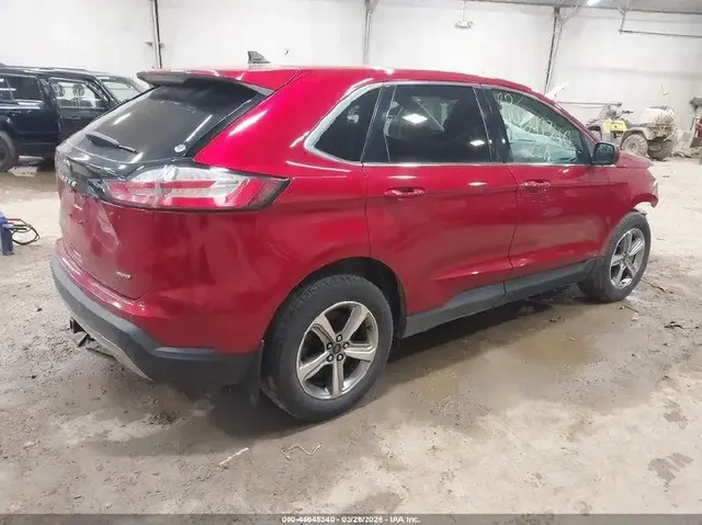FORD EDGE SEL 2022