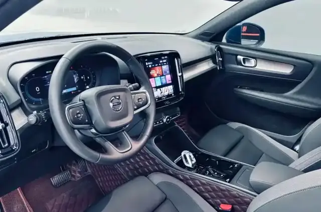 VOLVO XC40 B3 SMART LUXURY 2023