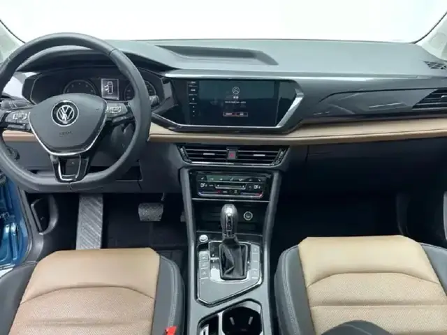 VOLKSWAGEN THARU 330TSI AWD LUXURY 2021