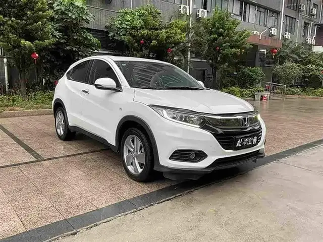 HONDA VEZEL 220 TURBO CVT 2020