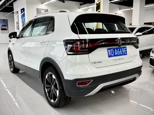 VOLKSWAGEN T-CROSS 2021
