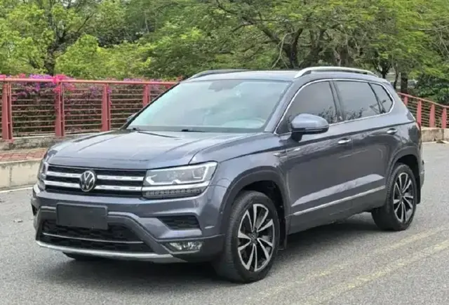 VOLKSWAGEN THARU 330TSI AWD FLAGSHIP 2021