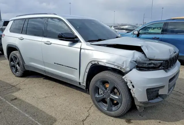 JEEP GRAND CHEROKEE 2023