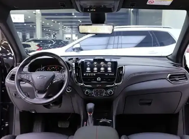 CHEVROLET EQUINOX MILD HYBRID 550T 2022