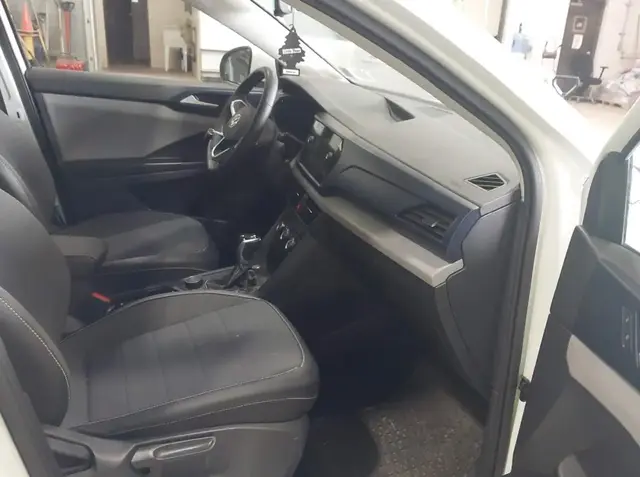 VOLKSWAGEN TAOS 2022