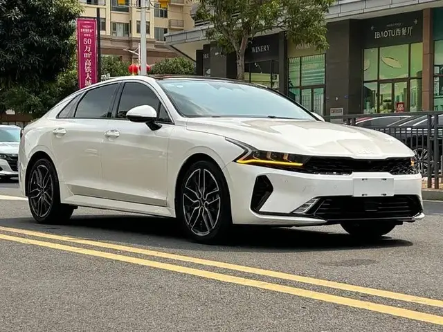 KIA K5 2021