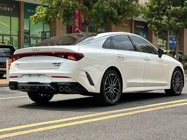 KIA K5 2021