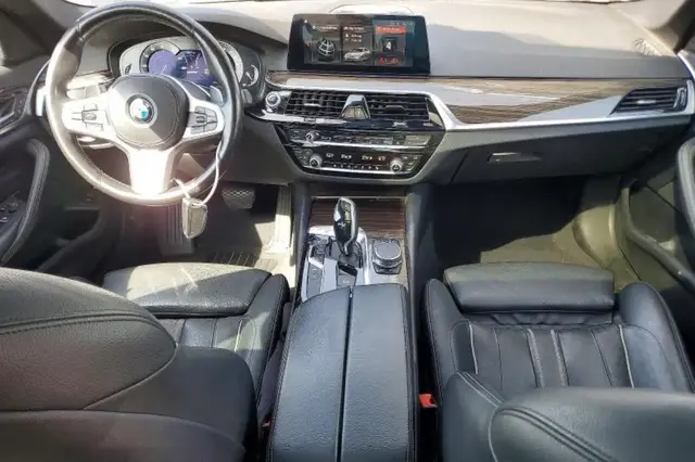 BMW 530E 2019