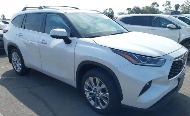 TOYOTA HIGHLANDER LIMITED 2024