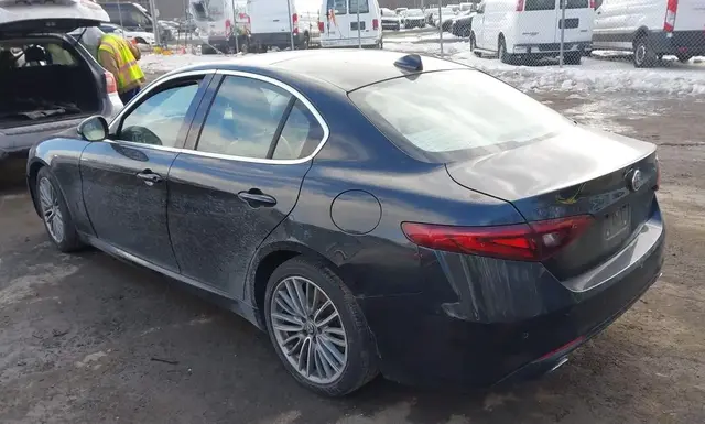ALFA ROMEO GIULIA TI RWD 2017
