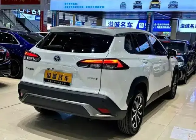 TOYOTA CRUISER LAND CRUISER 2 2024
