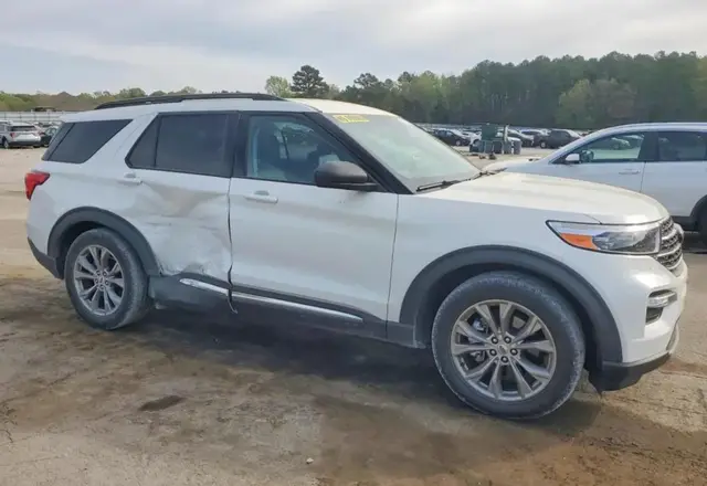 FORD EXPLORER XLT 2022
