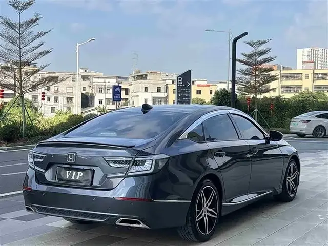 HONDA ACCORD PREMIUM 2022